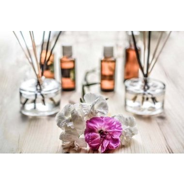 10  Way to Freshen up Your Home With Essential Oils.